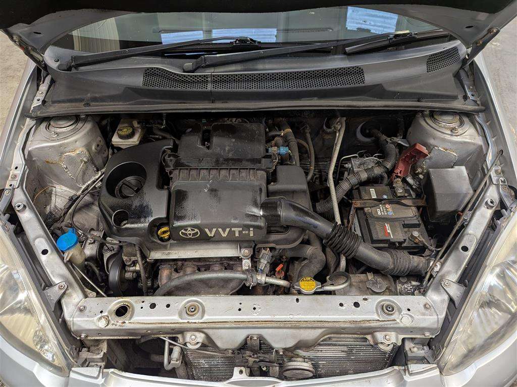 <p>2004 TOYOTA YARIS T SPIRIT AUTO</p>