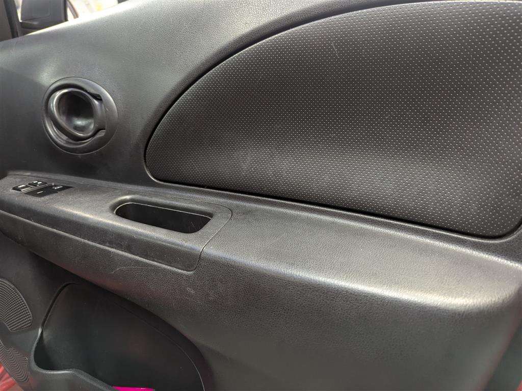 <p>2011 NISSAN MICRA VISIA</p>