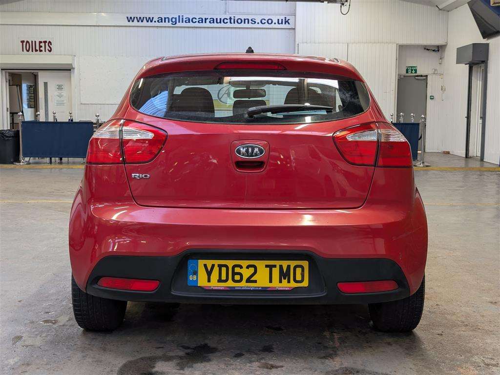 <p>2012 KIA RIO 2</p>