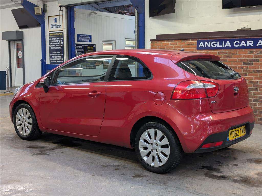 <p>2012 KIA RIO 2</p>