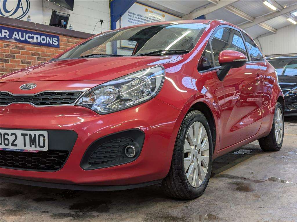 <p>2012 KIA RIO 2</p>