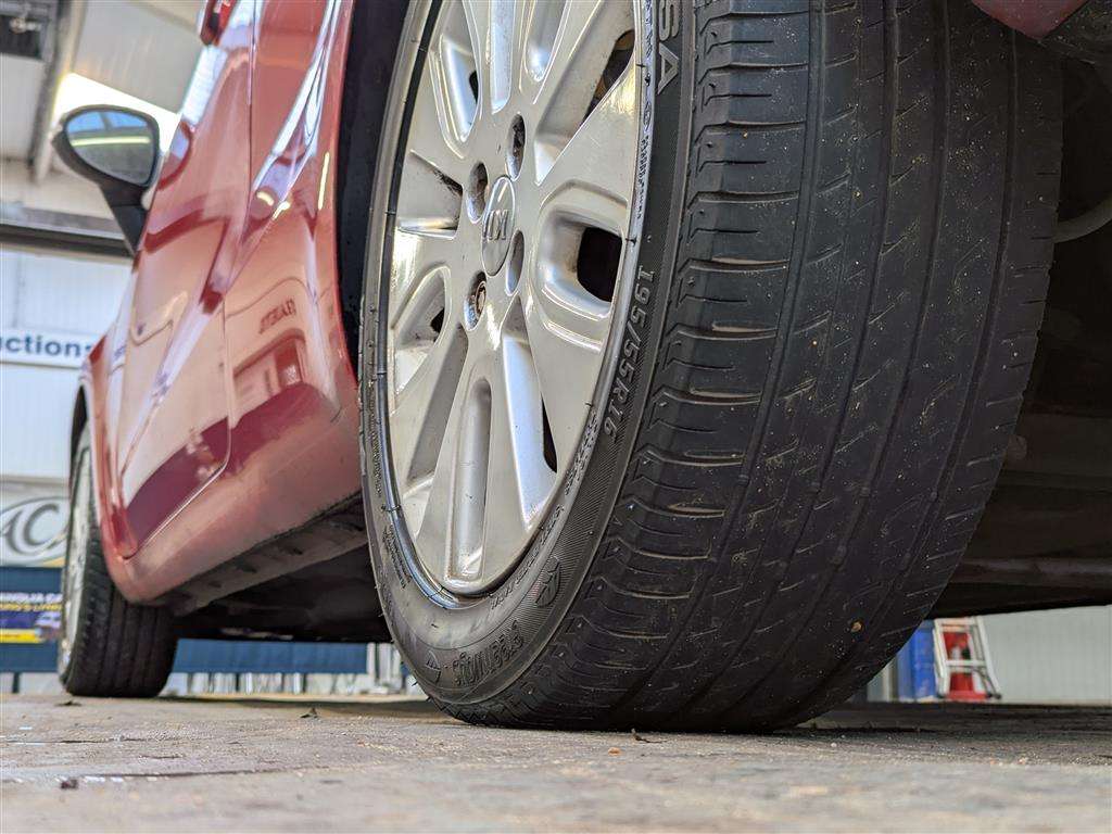 <p>2012 KIA RIO 2</p>