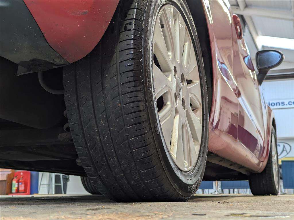 <p>2012 KIA RIO 2</p>