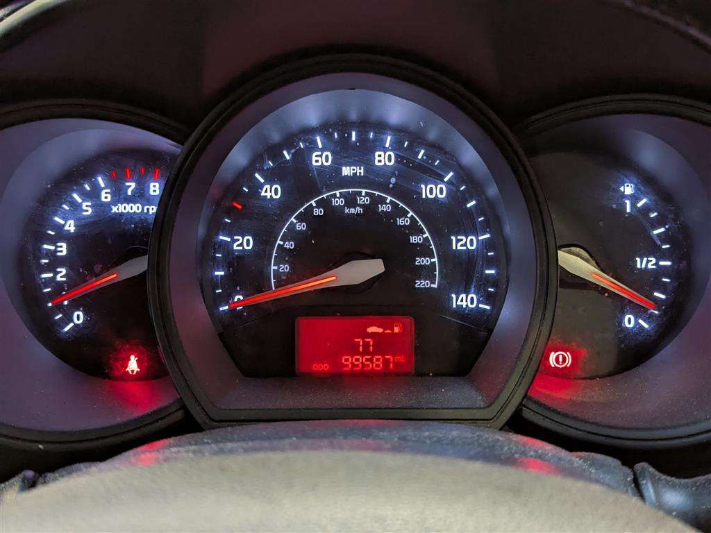 <p>2012 KIA RIO 2</p>