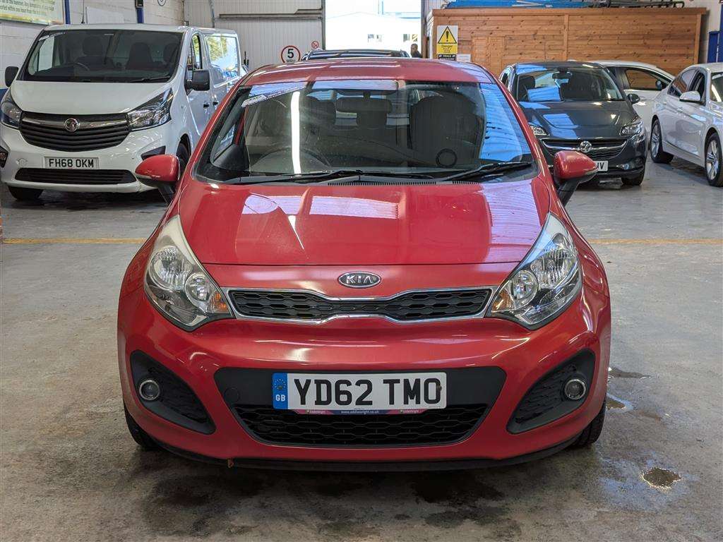 <p>2012 KIA RIO 2</p>