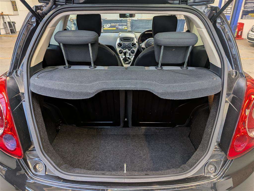 <p>2013 FORD KA ZETEC</p>