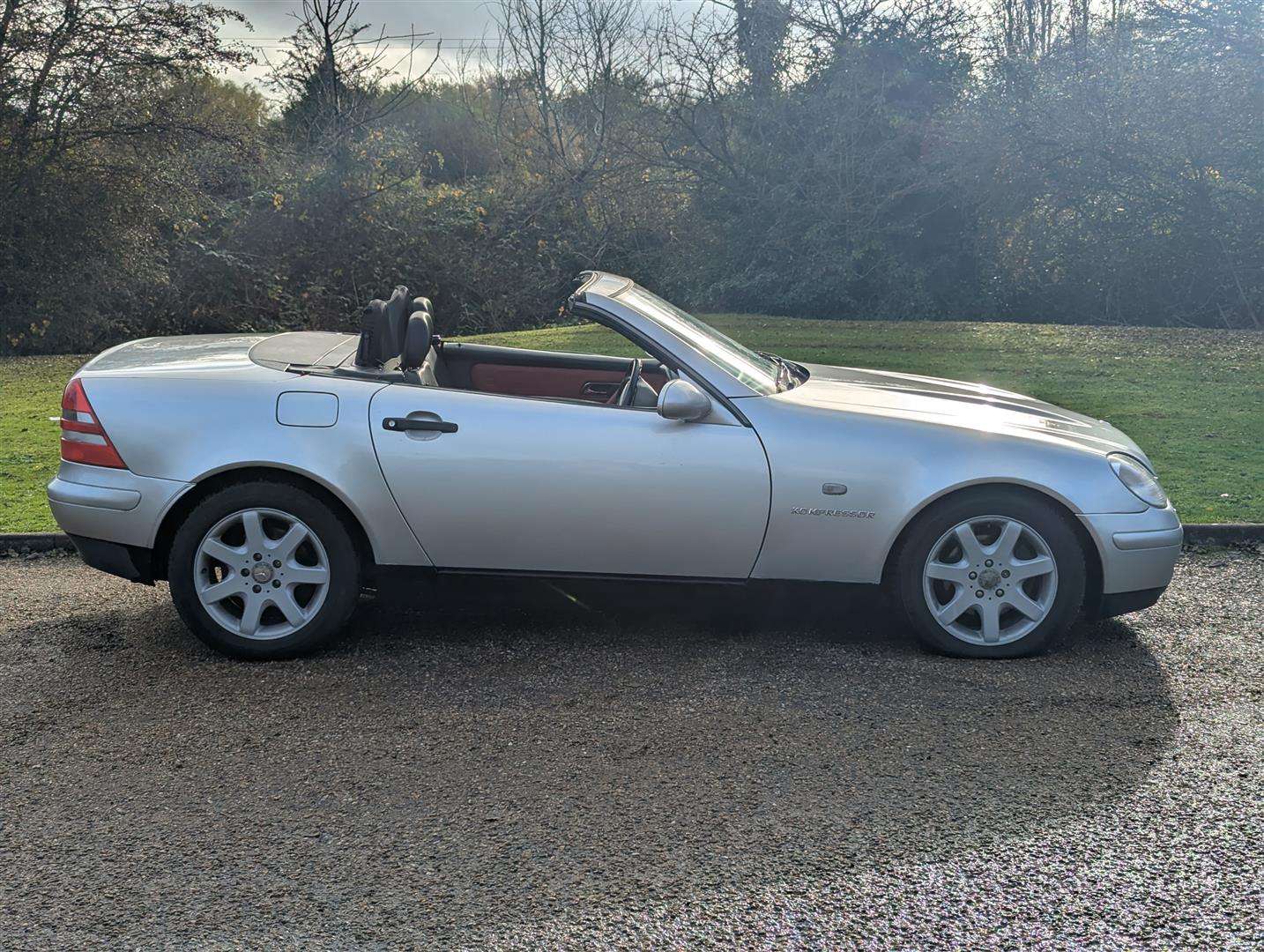 <p>1997 MERCEDES SLK 230 KOMPRESSOR AUTO</p>