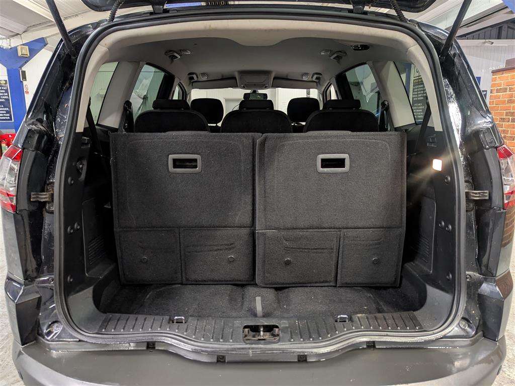 <p>2013 FORD S-MAX TITANIUM TDCI 161 AUTO</p>