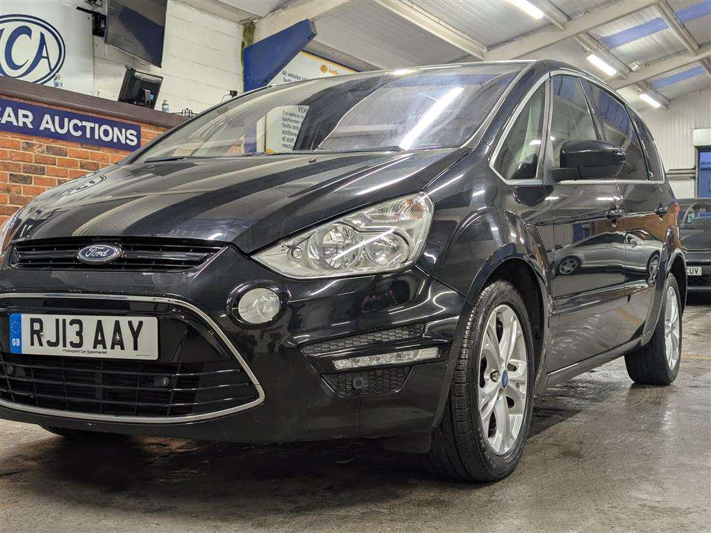 <p>2013 FORD S-MAX TITANIUM TDCI 161 AUTO</p>