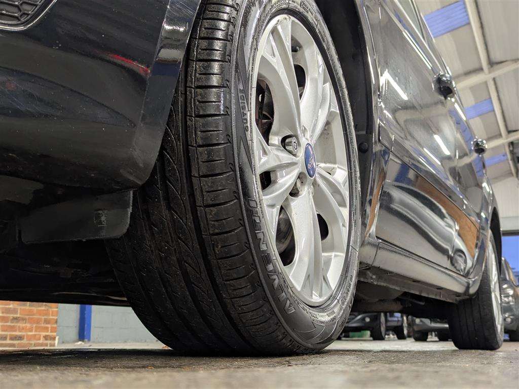 <p>2013 FORD S-MAX TITANIUM TDCI 161 AUTO</p>