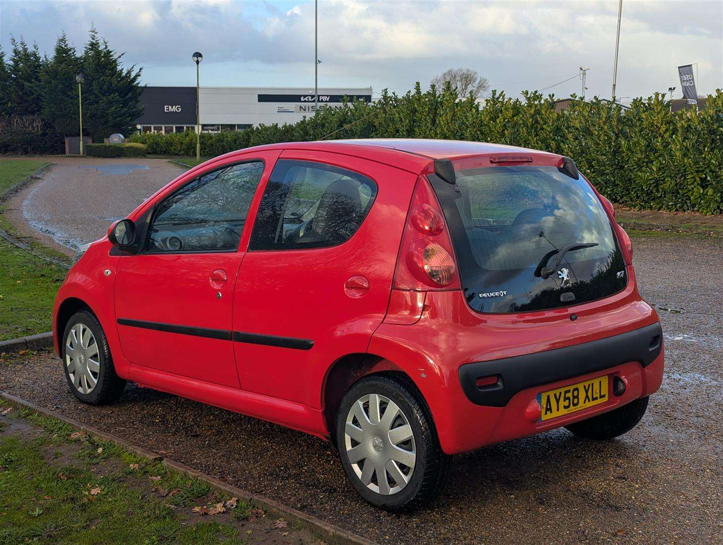 <p>2008 PEUGEOT 107 URBAN 844 MILES ONLY</p>