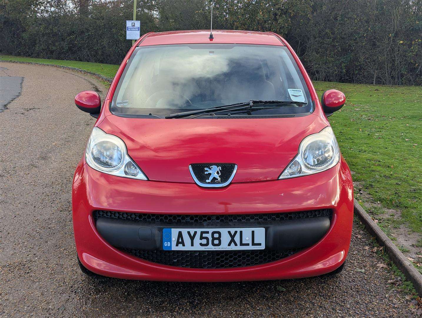 <p>2008 PEUGEOT 107 URBAN 844 MILES ONLY</p>