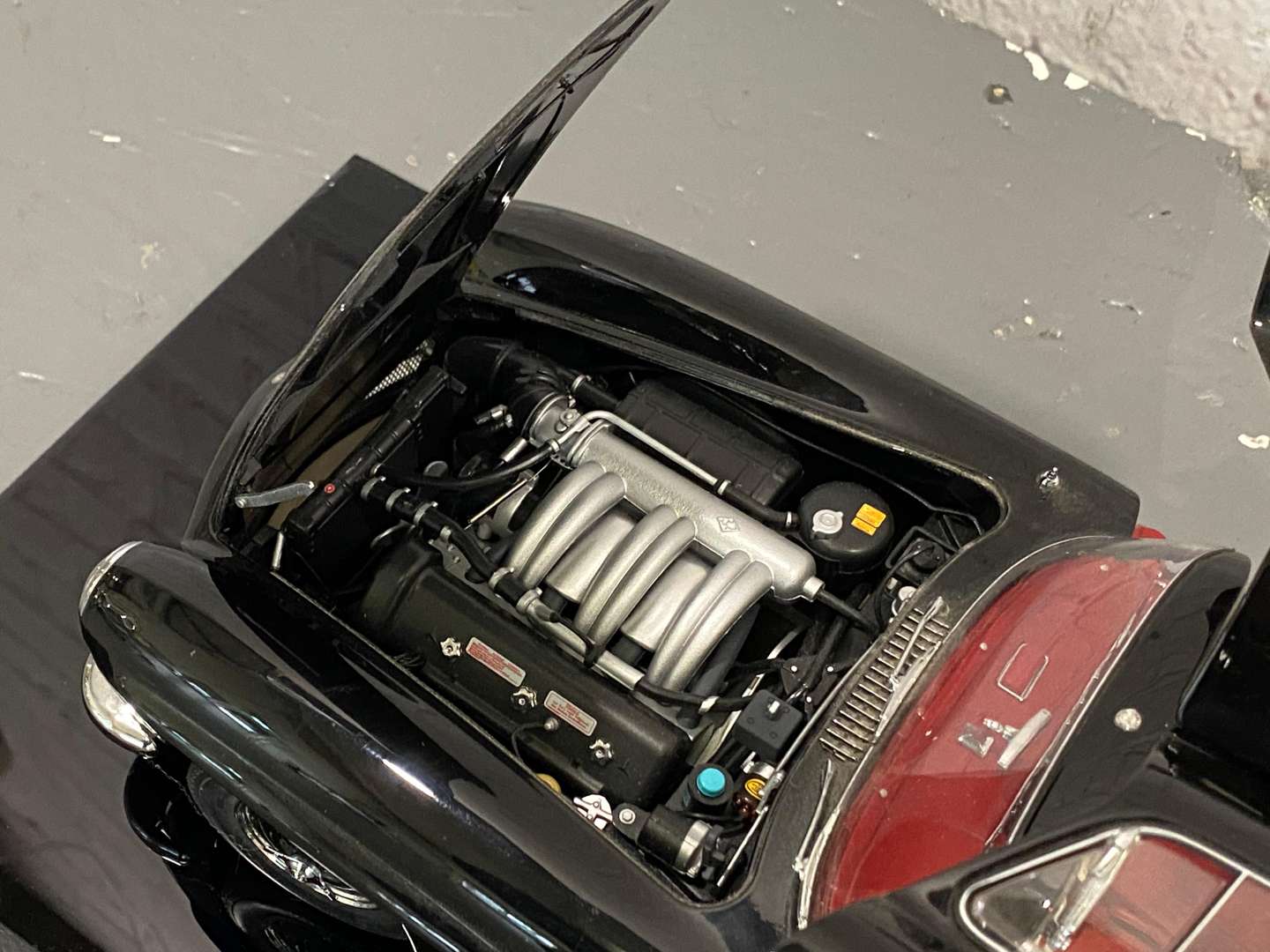 <p>PREMIUM CLASSIXXS, Mercedes-Benz, 300 SL, Gullwing. 1:12 scale&nbsp;</p>