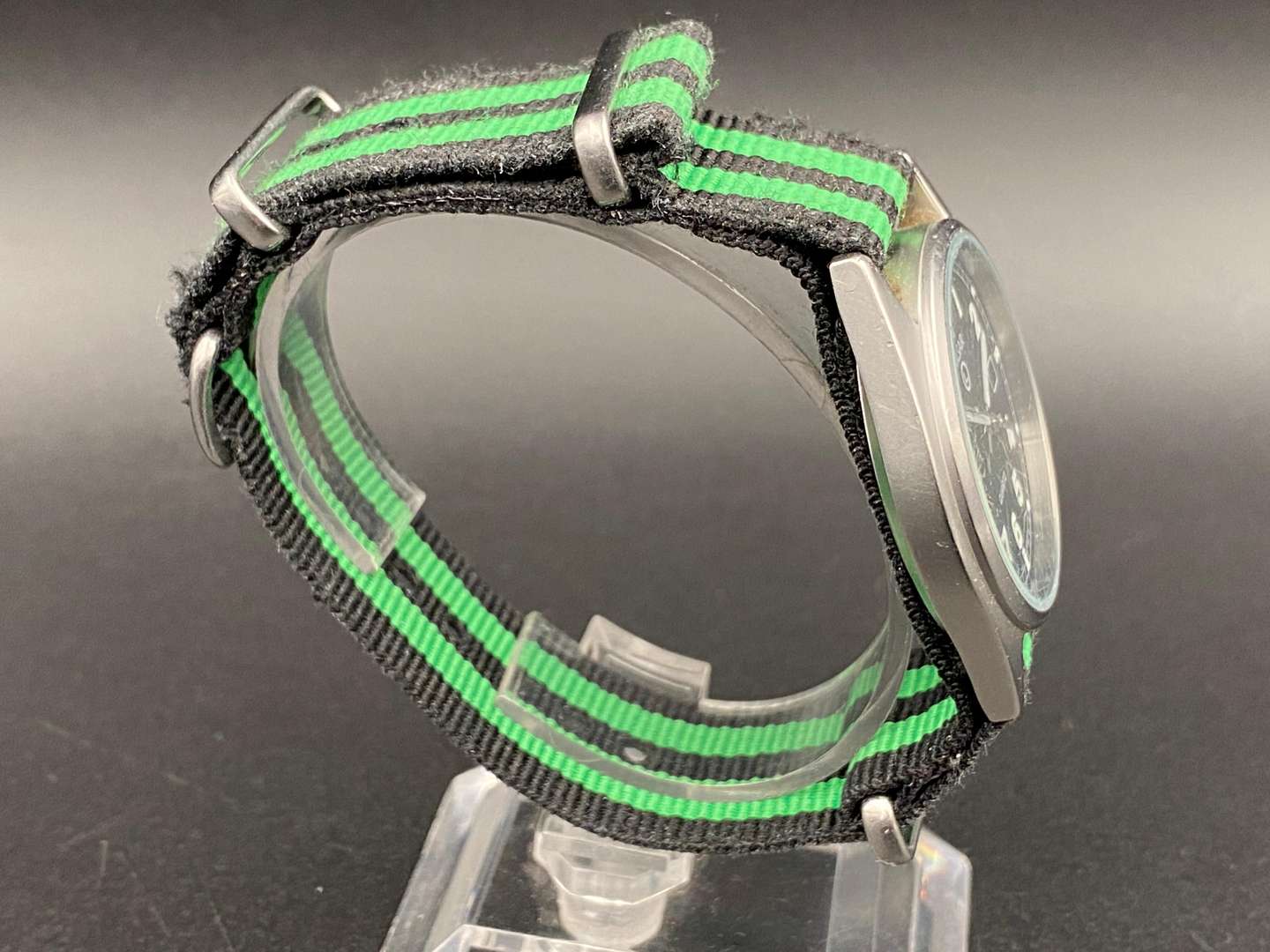 <p>PULSAR, G10, stainless steel, quartz, calendar wristwatch, P27306/09</p>