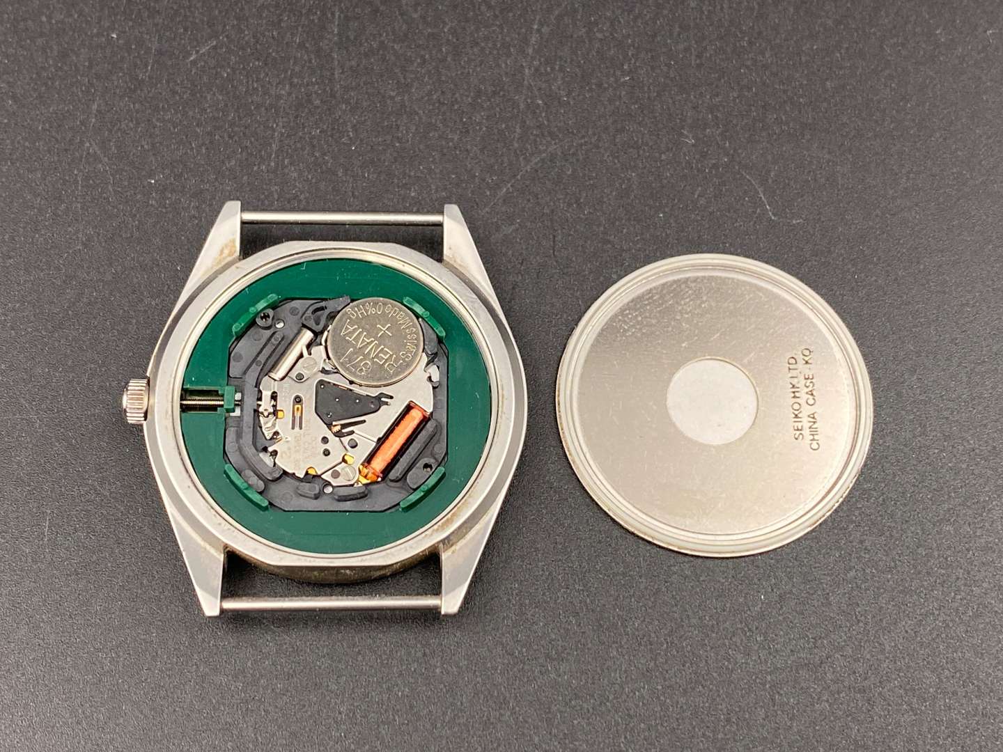 <p>PULSAR, G10, stainless steel, quartz, calendar wristwatch, P27306/09</p>