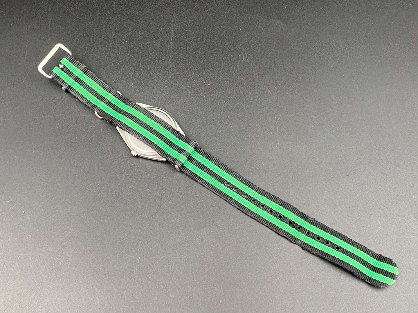 <p>PULSAR, G10, stainless steel, quartz, calendar wristwatch, P27306/09</p>