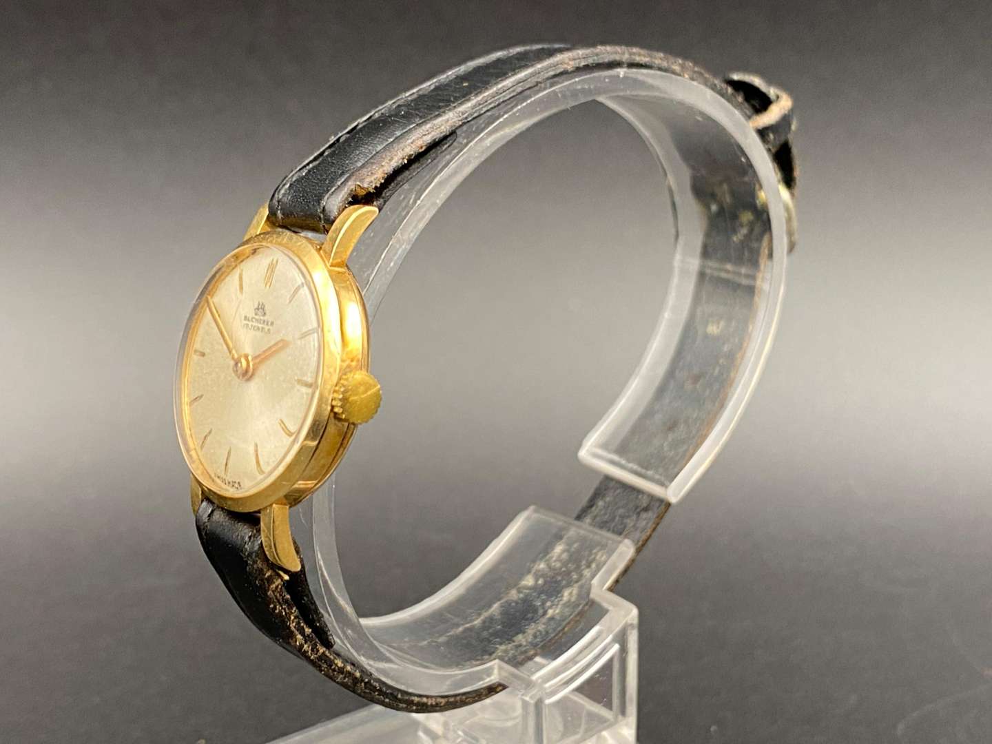 <p>BUCHERER, Swiss 18K wristwatch, 31317</p>