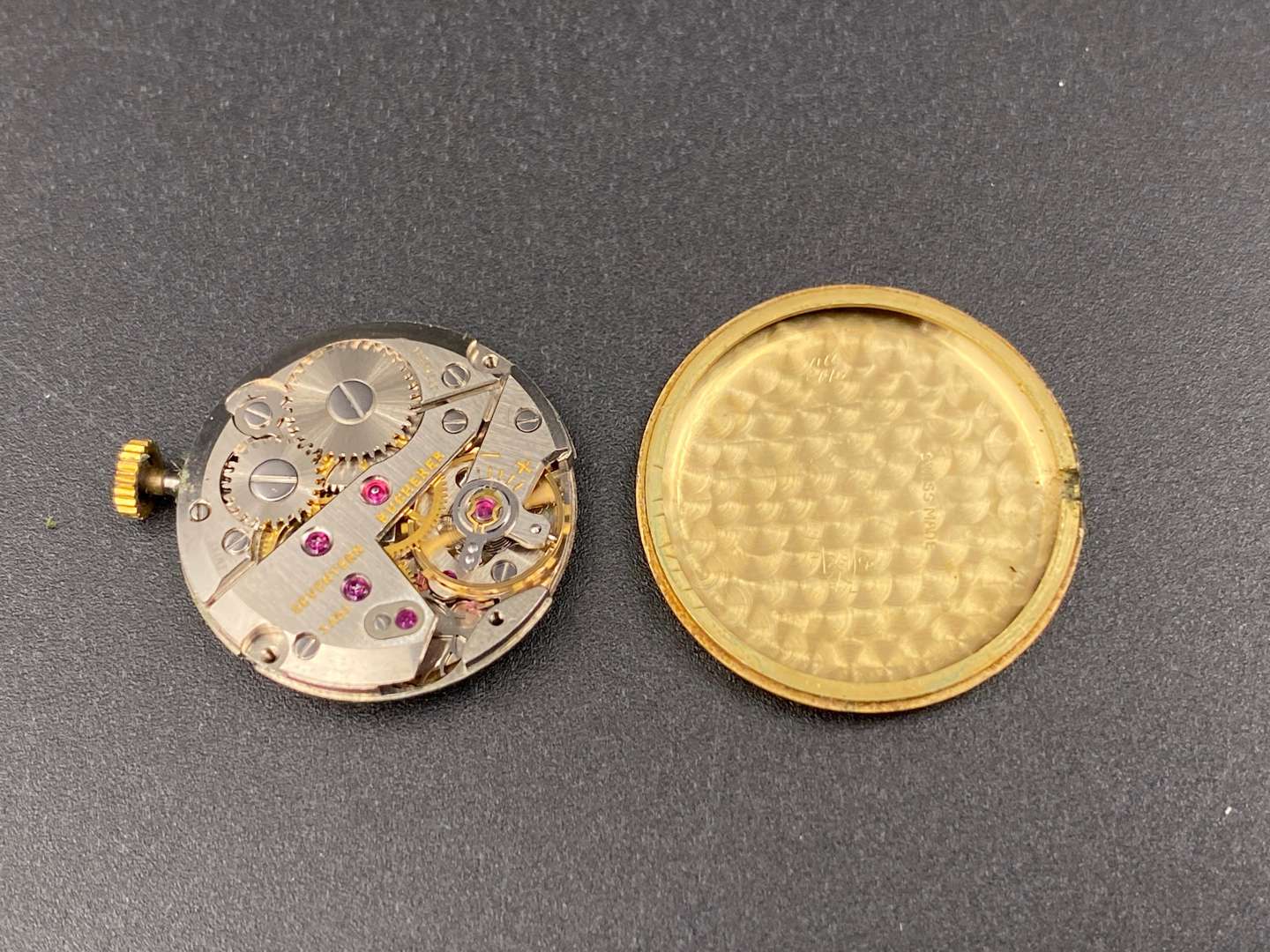 <p>BUCHERER, Swiss 18K wristwatch, 31317</p>