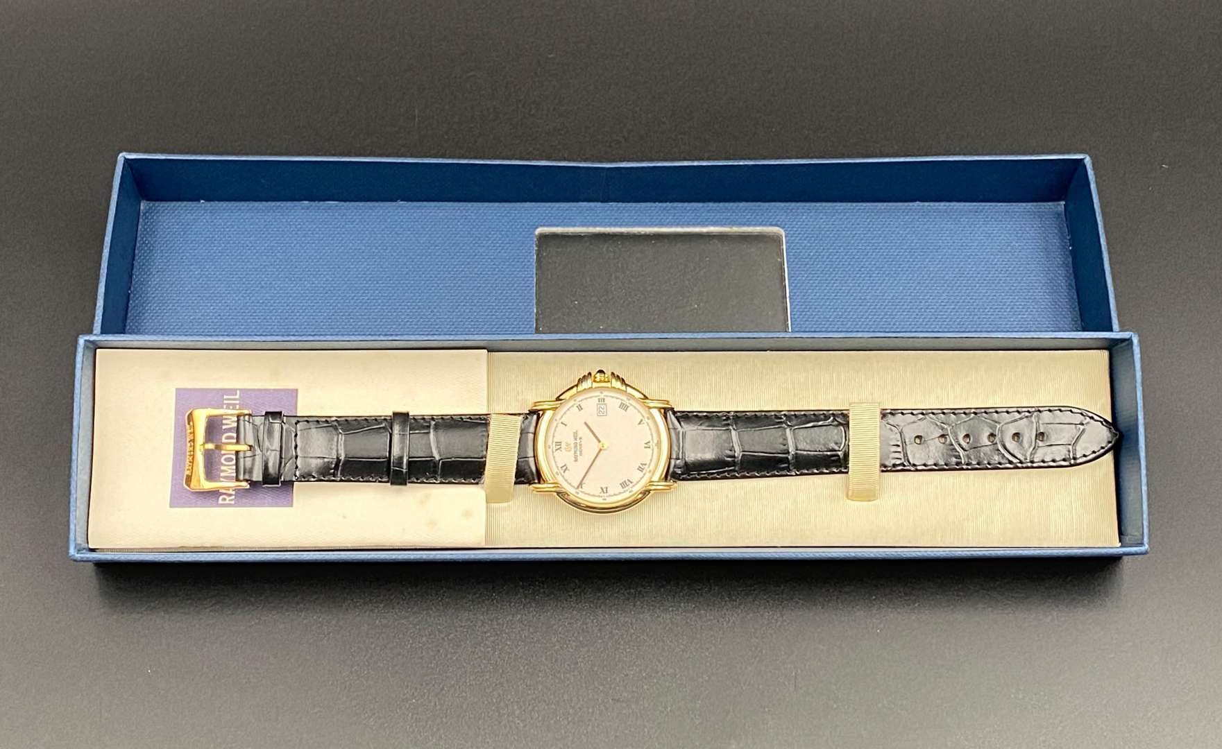 <p>RAYMOND WEIL, &nbsp;gold plated, quartz, calendar wristwatch, 9155, B205881</p>