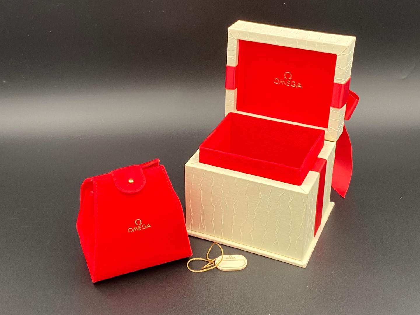 <p>OMEGA, DeVille, bi-metal quartz wristwatch,&nbsp;</p>