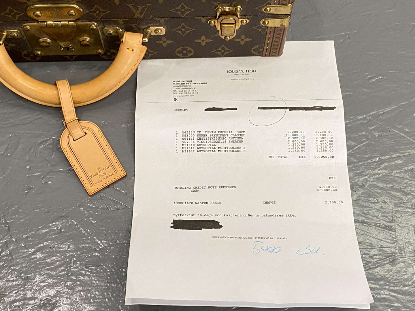 <p>LOUIS VUITTON, Super President briefcase, M53000,</p>