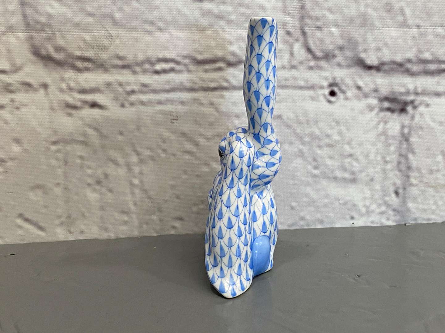 <p>HEREND, Funny Rabbit figure, 5325-0-00 VHB - Blue</p>