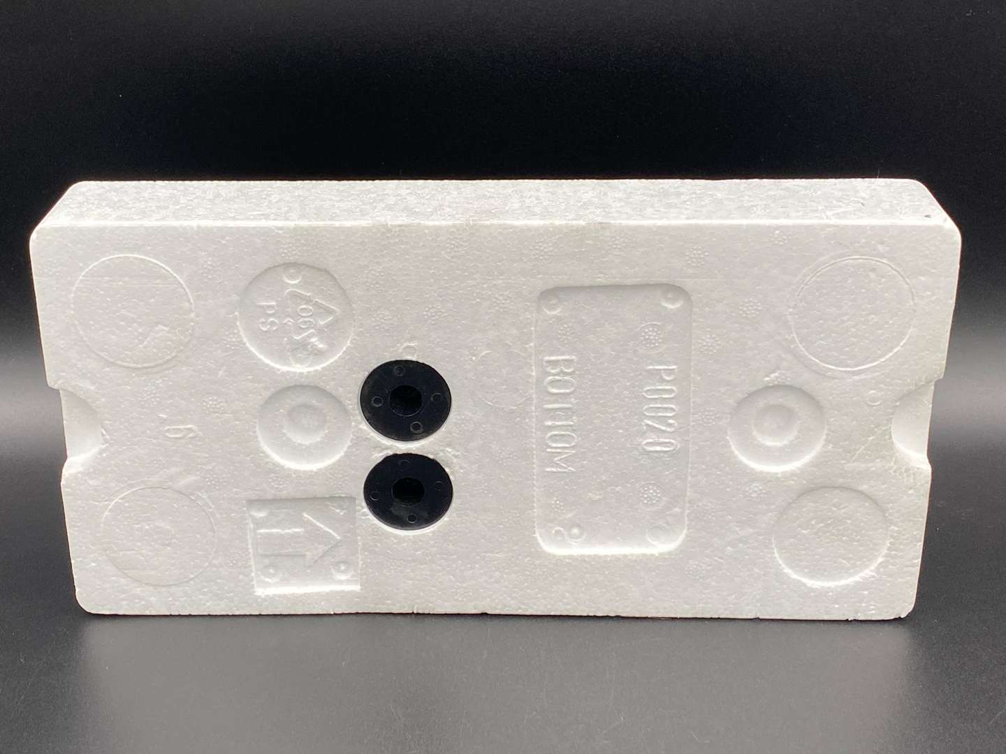 <p>MINICHAMPS, Ayrton Senna, Renault F1 model, 1:18 scale</p>