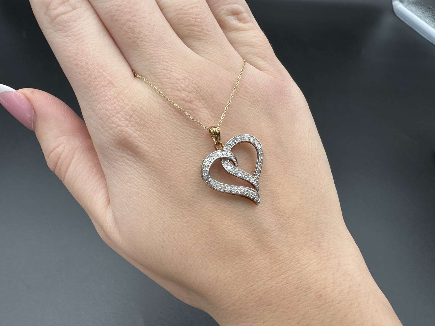 <p>Gold and Diamond Heart&nbsp;Pendant on Gold Chain</p>