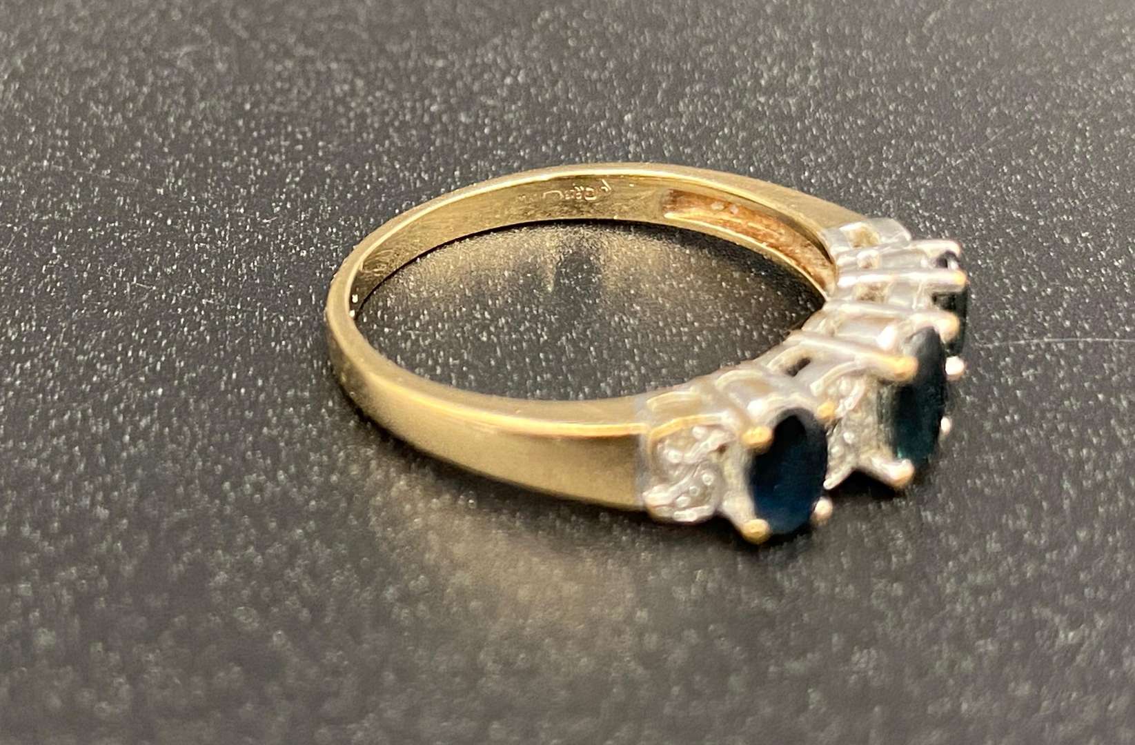 <p>Sapphire and Diamond, 9ct gold ring,</p>