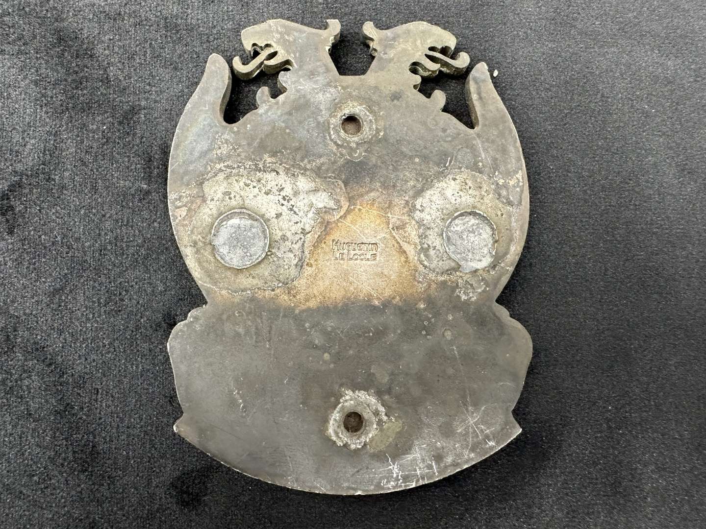 <p>1930's Kolo Automobilista Auto-Klub members car badge</p>