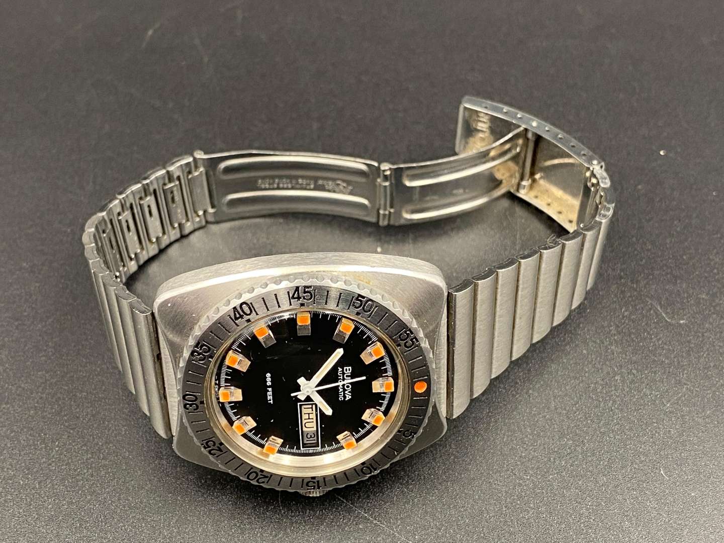 <p>BULOVA, Oceanographer, 666, stainless steel, automatic wrist watch, N3, 3614479</p>