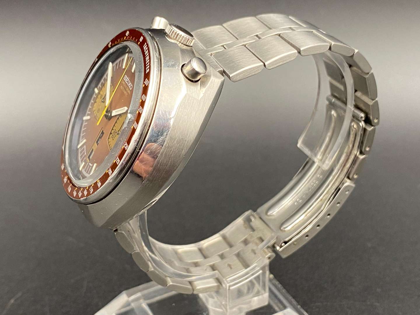 <p>SEIKO stainless steel Bulls Head chronograph wrist watch, 4N0419, 6138-0040</p>