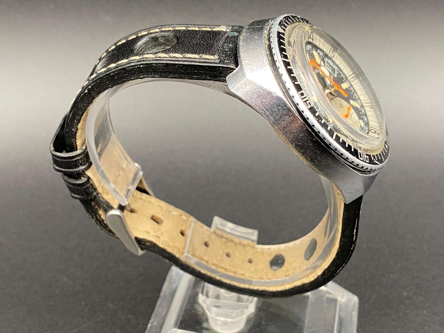 <p>SICURA, Chrono, stainless steel, single button chronograph wristwatch</p>