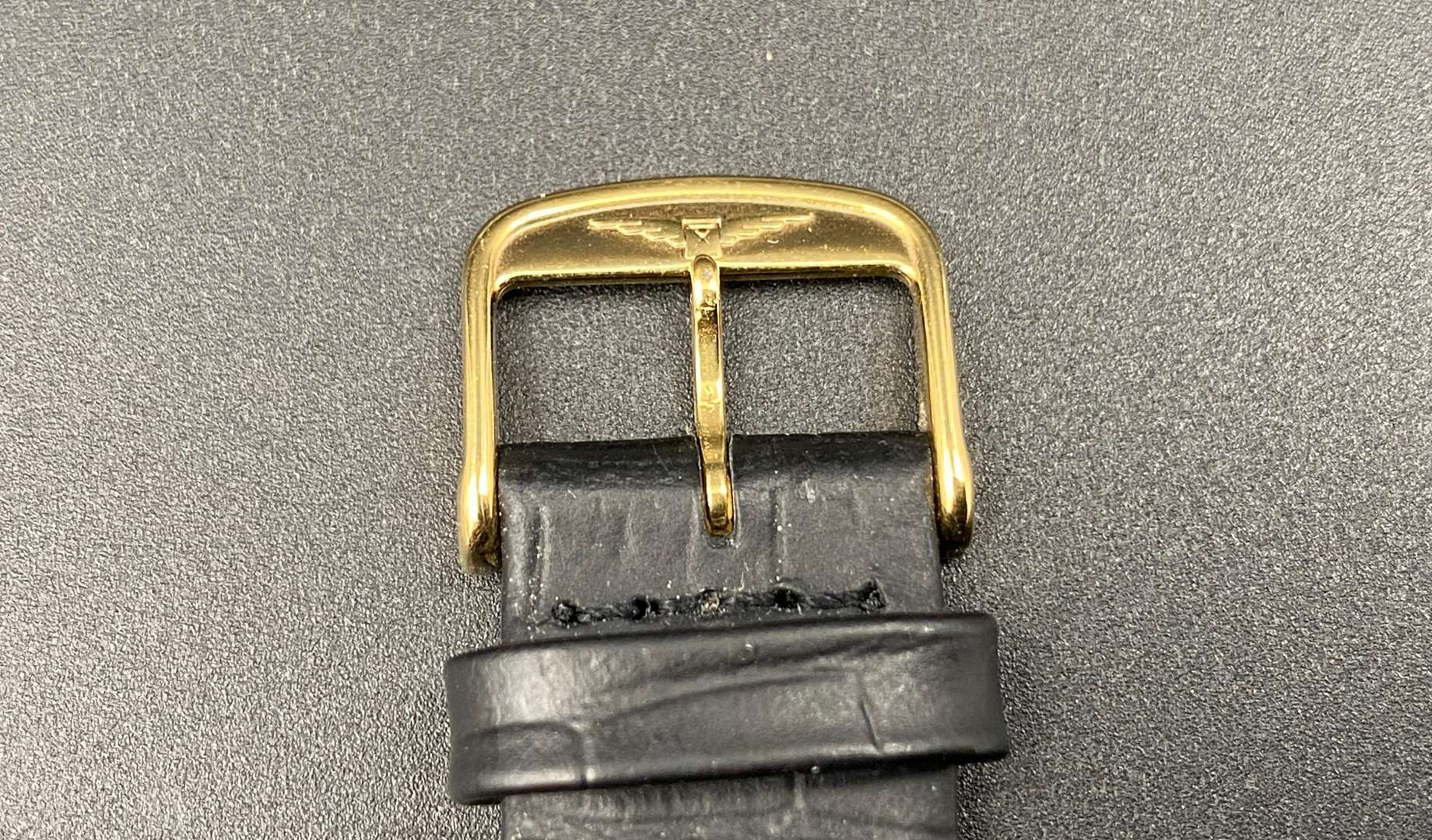 <p>LONGINES, 18ct gold, quartz, centre, calendar wrist watch,</p>