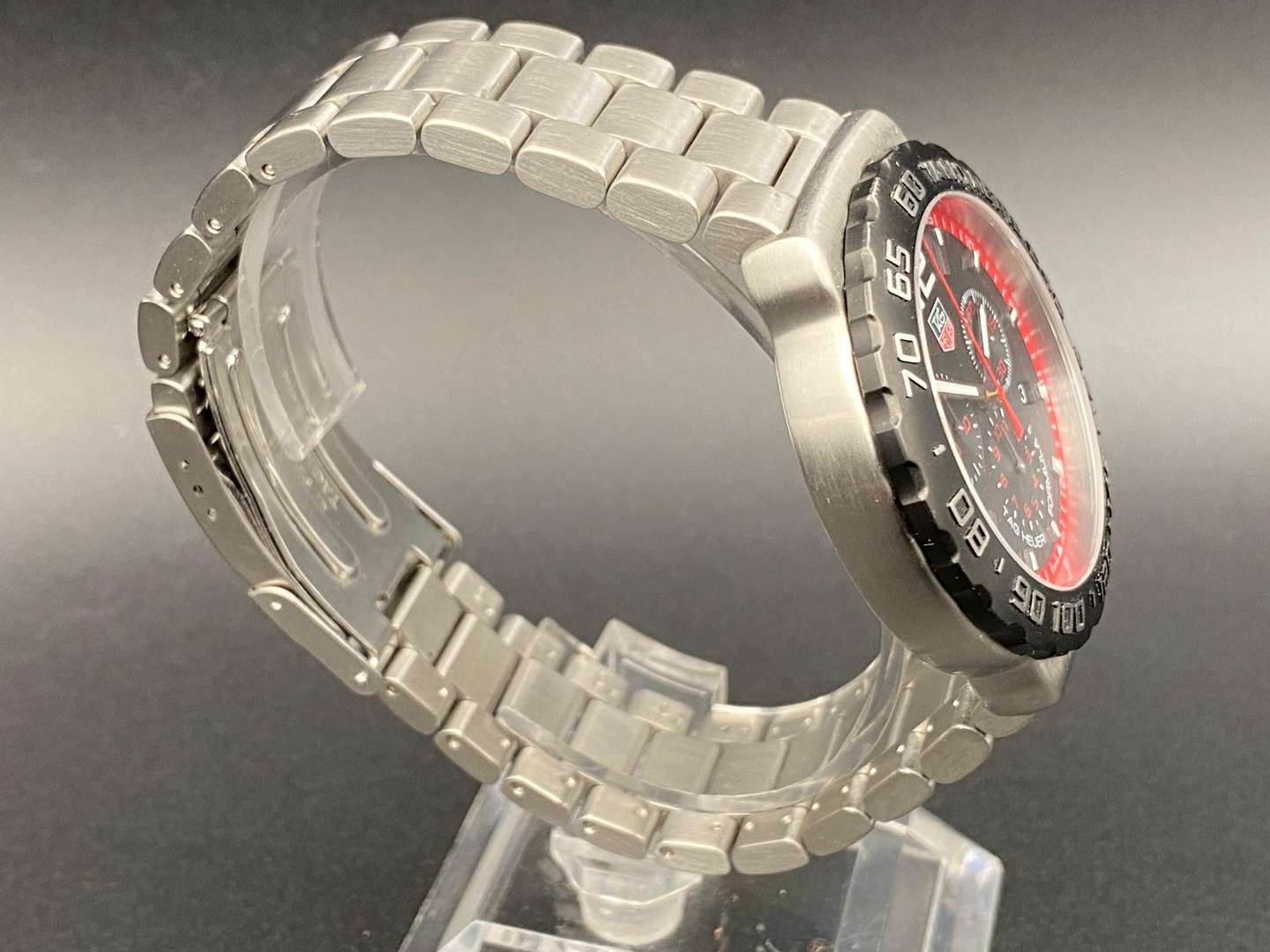 <p>TAG HEUER, &nbsp;FORMULA 1, stainless steel, quartz chronograph watch, CAU1116, RAB0661</p>