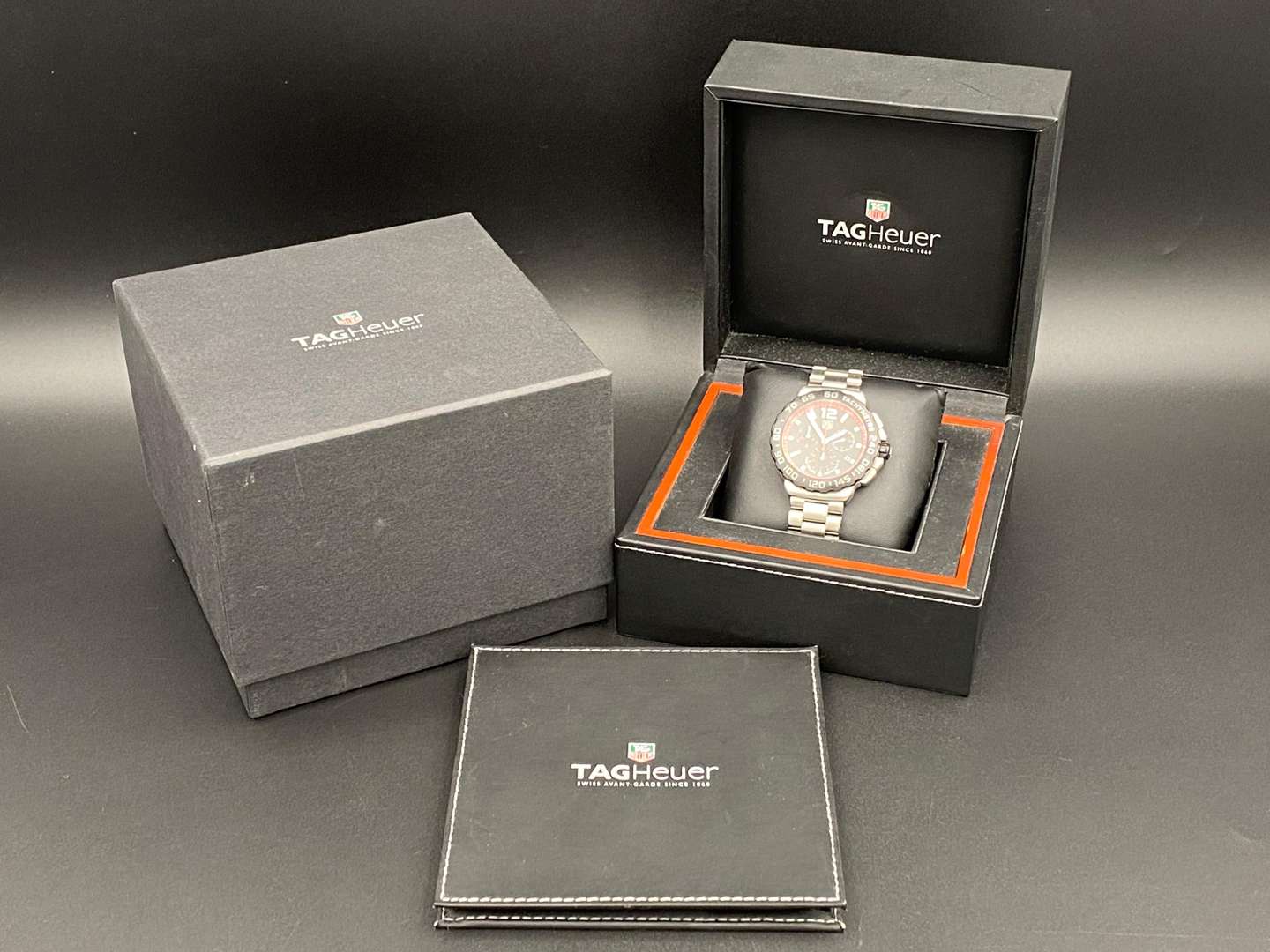 <p>TAG HEUER, &nbsp;FORMULA 1, stainless steel, quartz chronograph watch, CAU1116, RAB0661</p>