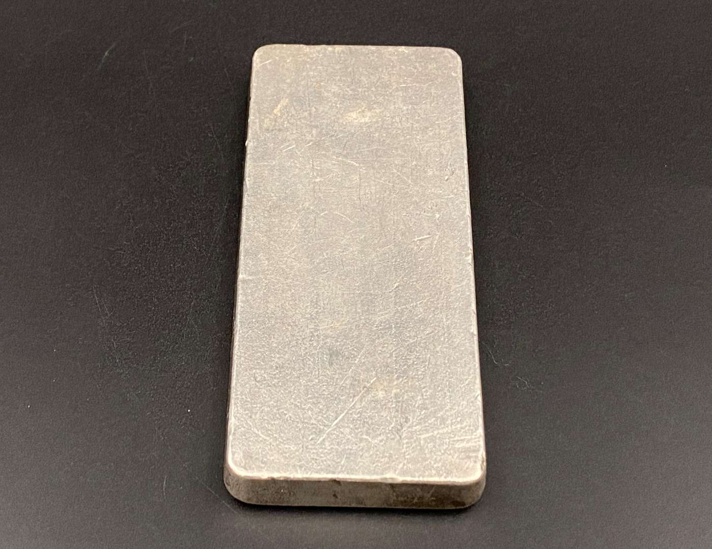 <p>CML, 999/1000, 1kg silver ingot,</p>