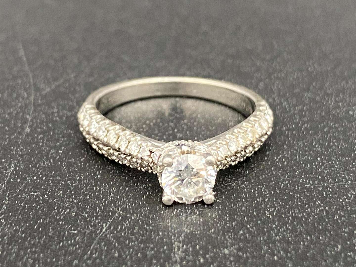 <p>VERA WANG, LOVE, platinum and diamond dress ring</p>