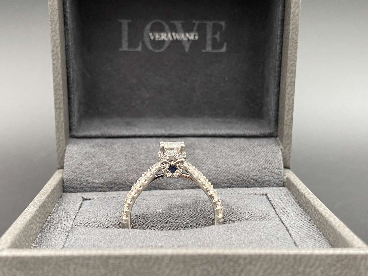 <p>VERA WANG, LOVE, platinum and diamond dress ring</p>