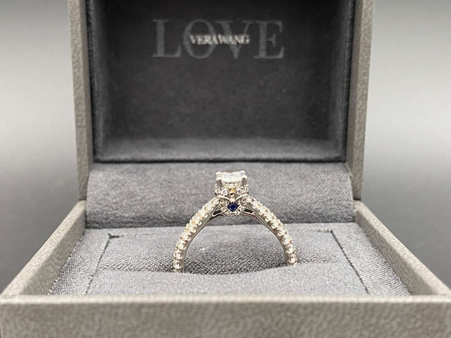 <p>VERA WANG, LOVE, platinum and diamond dress ring</p>