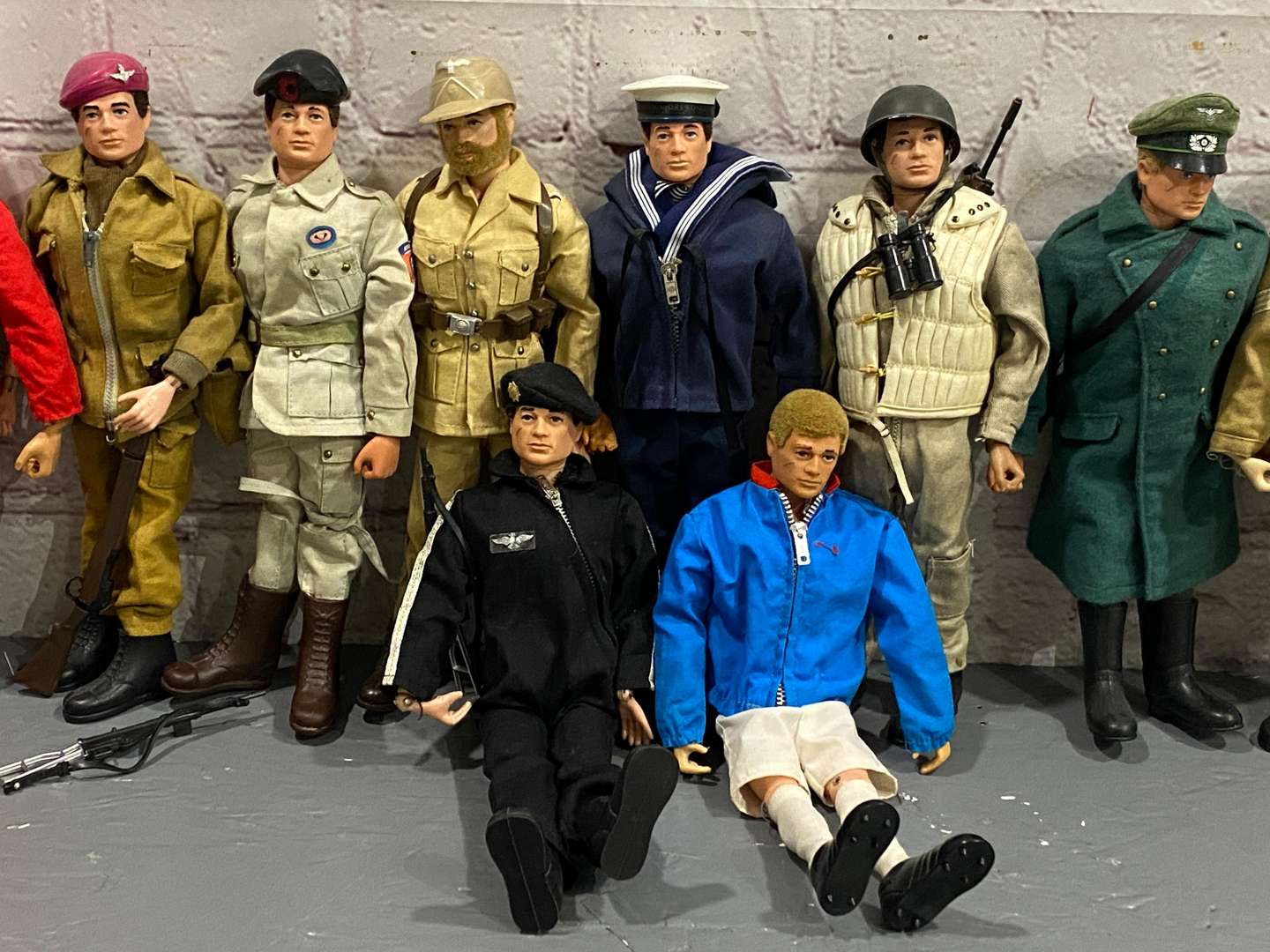 <p>ACTION MAN, 13 various Action Man figures and accessories</p>