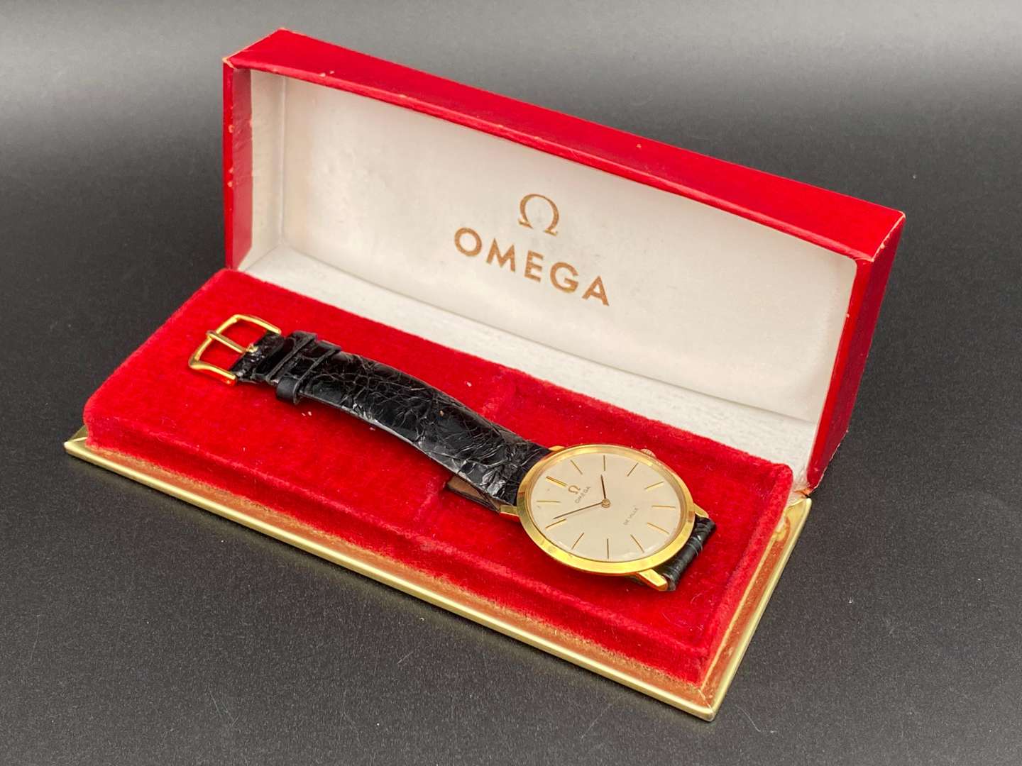 <p>OMEGA, DeVille, gold plated wristwatch, Cal 620, 25240686</p>