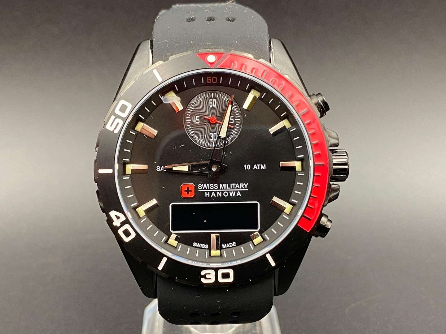 <p>SWISS MILITARY-HANOWA, stainless steel, 10 ATM chronograph watch, 06-4298</p>
