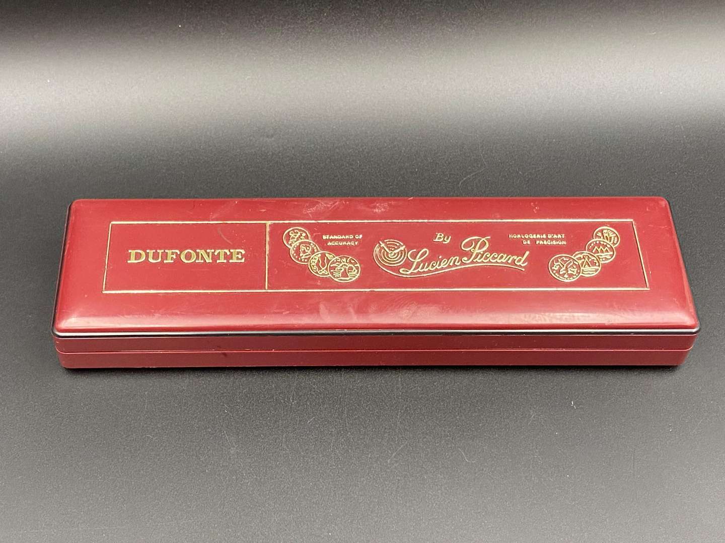 <p>LUCIEN PICCARD, Dufonte , gold plated, quartz wristwatch,&nbsp;</p>