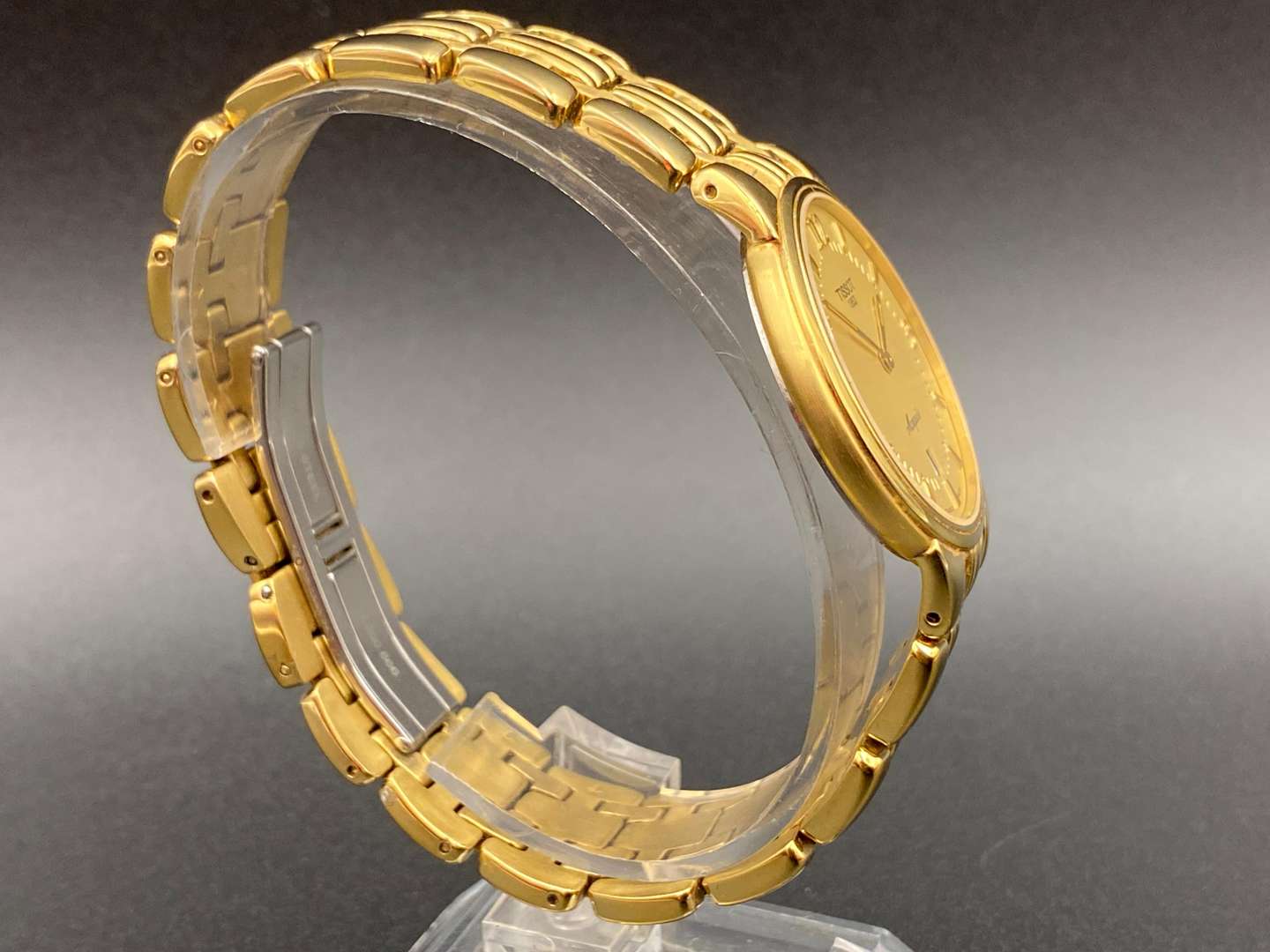 <p>TISSOT, Marquise, gilt plated wristwatch, L260</p>