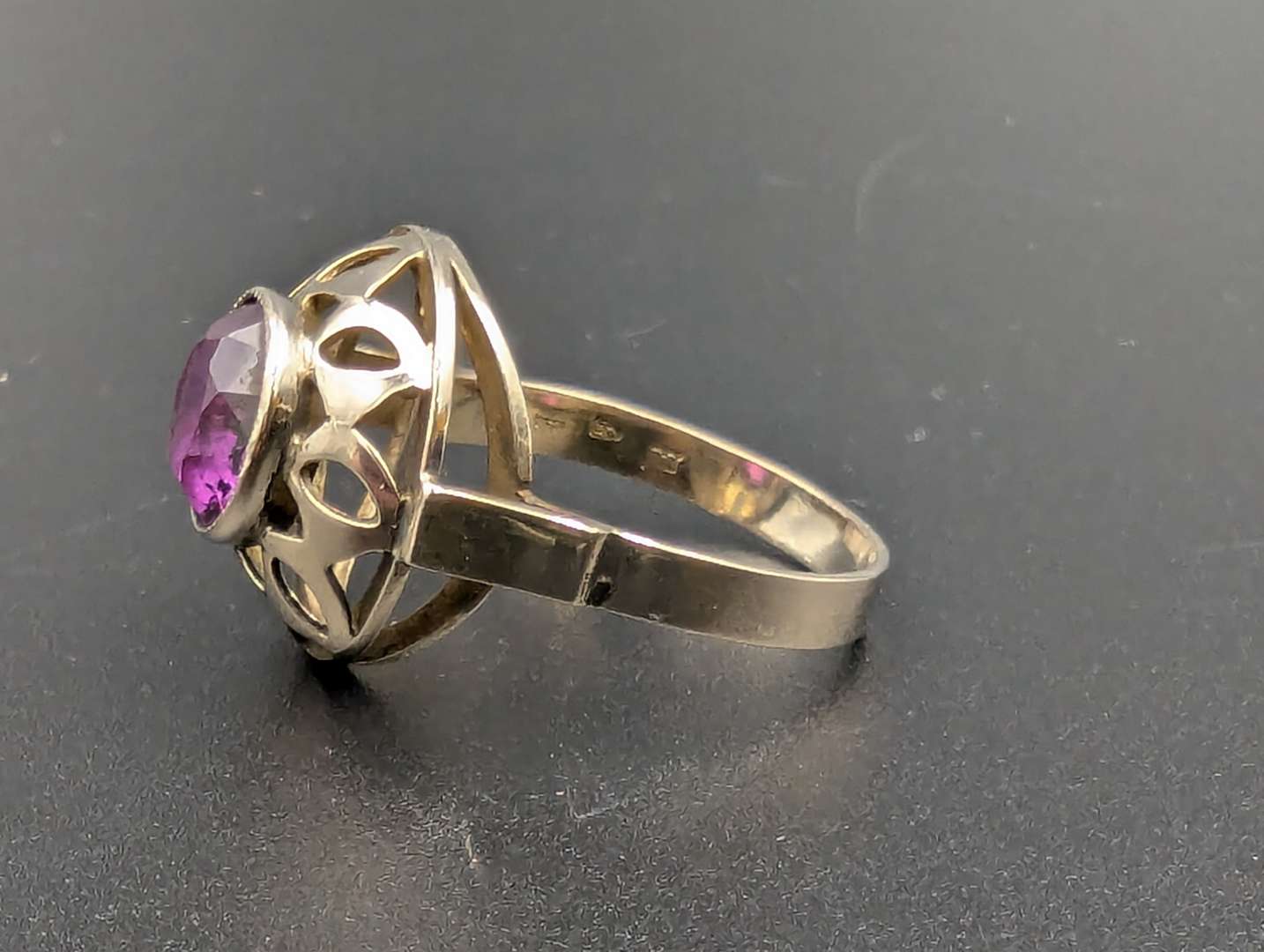 <p>Pink Stone and 9ct Gold Set Suite Comprising Ring Pendant & Earrings&nbsp;</p>