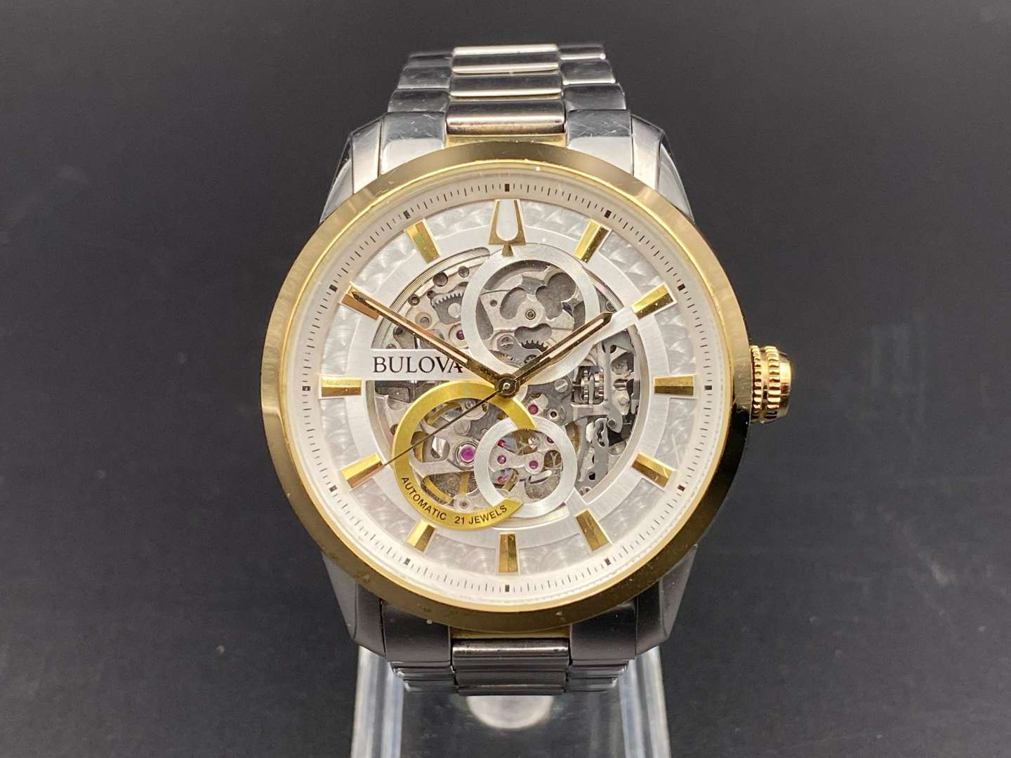 <p>BULOVA, Classic Skeleton automatic stainless steel, centre seconds wristwatch,98A214, C9771059</p>