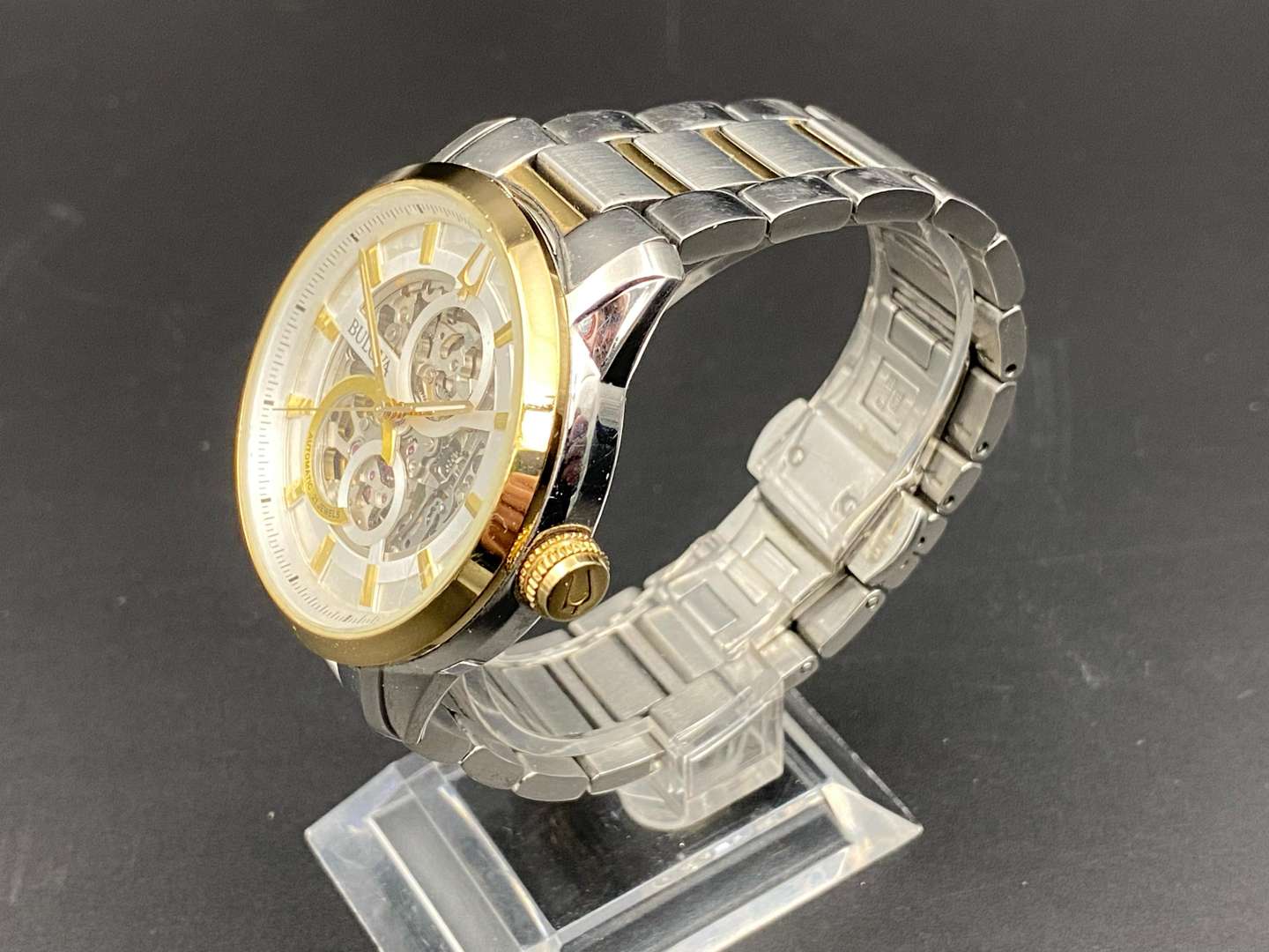 <p>BULOVA, Classic Skeleton automatic stainless steel, centre seconds wristwatch,98A214, C9771059</p>