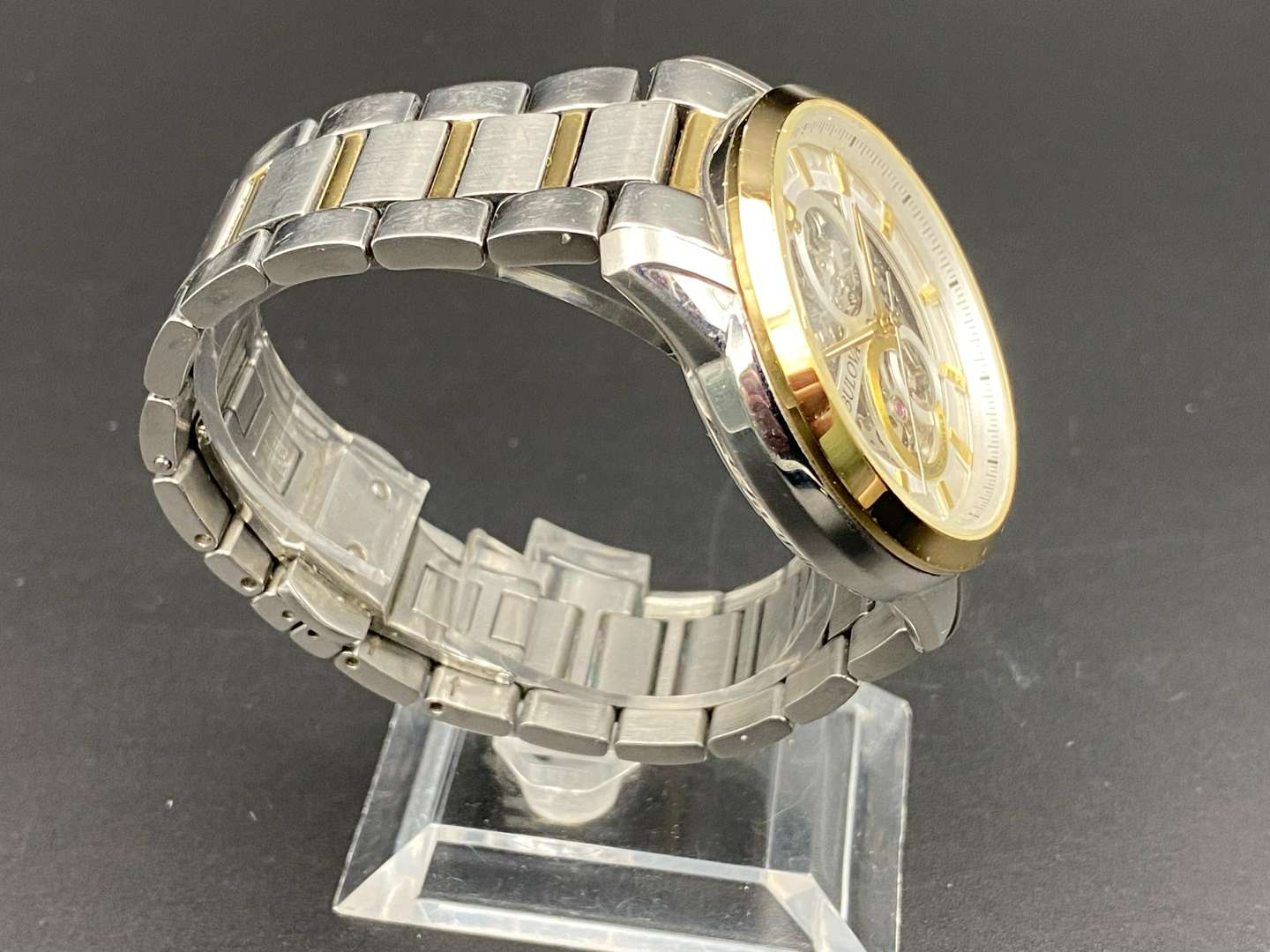 <p>BULOVA, Classic Skeleton automatic stainless steel, centre seconds wristwatch,98A214, C9771059</p>