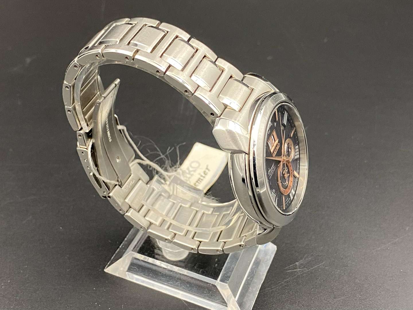 <p>SEIKO, Premier, kinetic perpetual stainless steel analogue quartz calendar wristwatch, 7D56 831401</p>